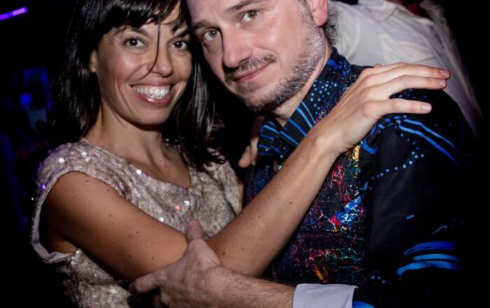 CORSI BALLO DI BACHATA E SALSA OLEGGIO